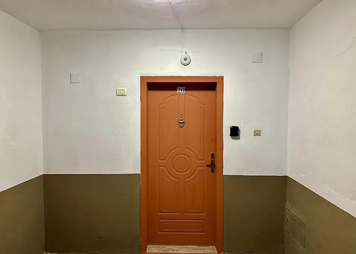 Skyline Nest * Tirana